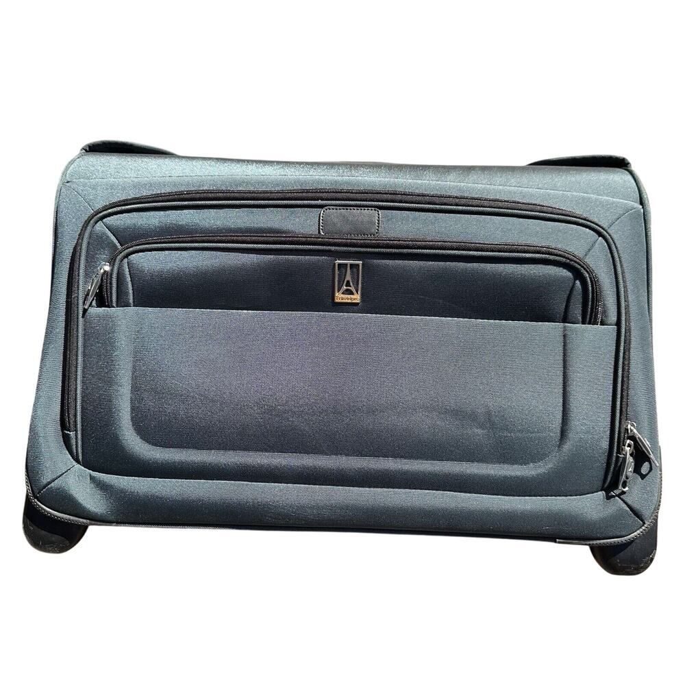Travelpro Crew 8 Travel Garment Bag Cabin Carry On Luggage